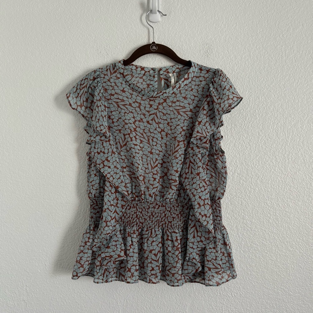 Feather Bone Women's Size Medium Brown Blue Short Sleeve Allegra Ruffle Top